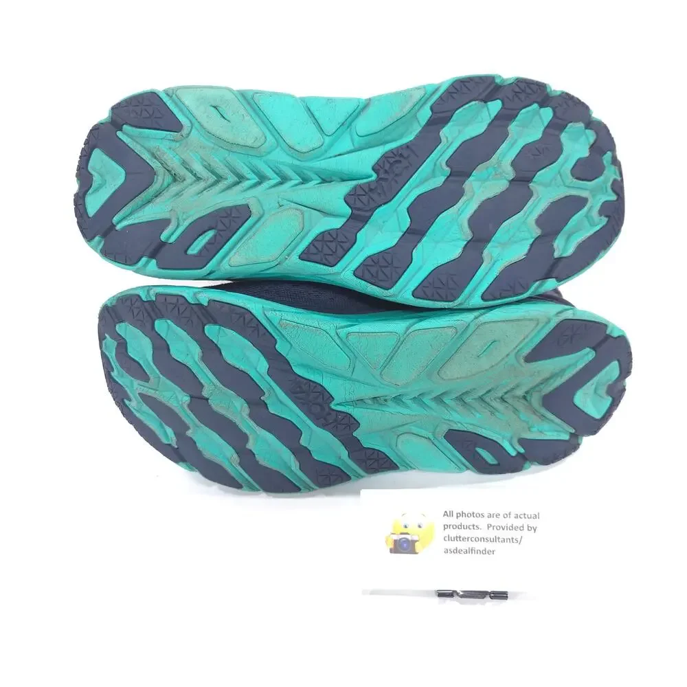 Hoka One One gently used
